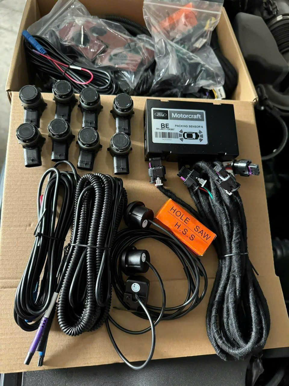 Cảm Biến Va Chạm Và Camera 3 Mắt Theo Xe Ford NextGen